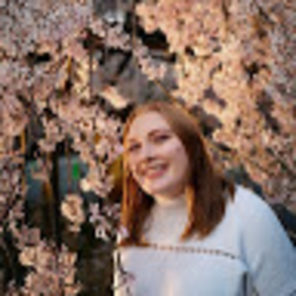 Meet your Posher, Courtney